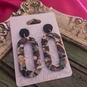 Faux tortious shell earrings